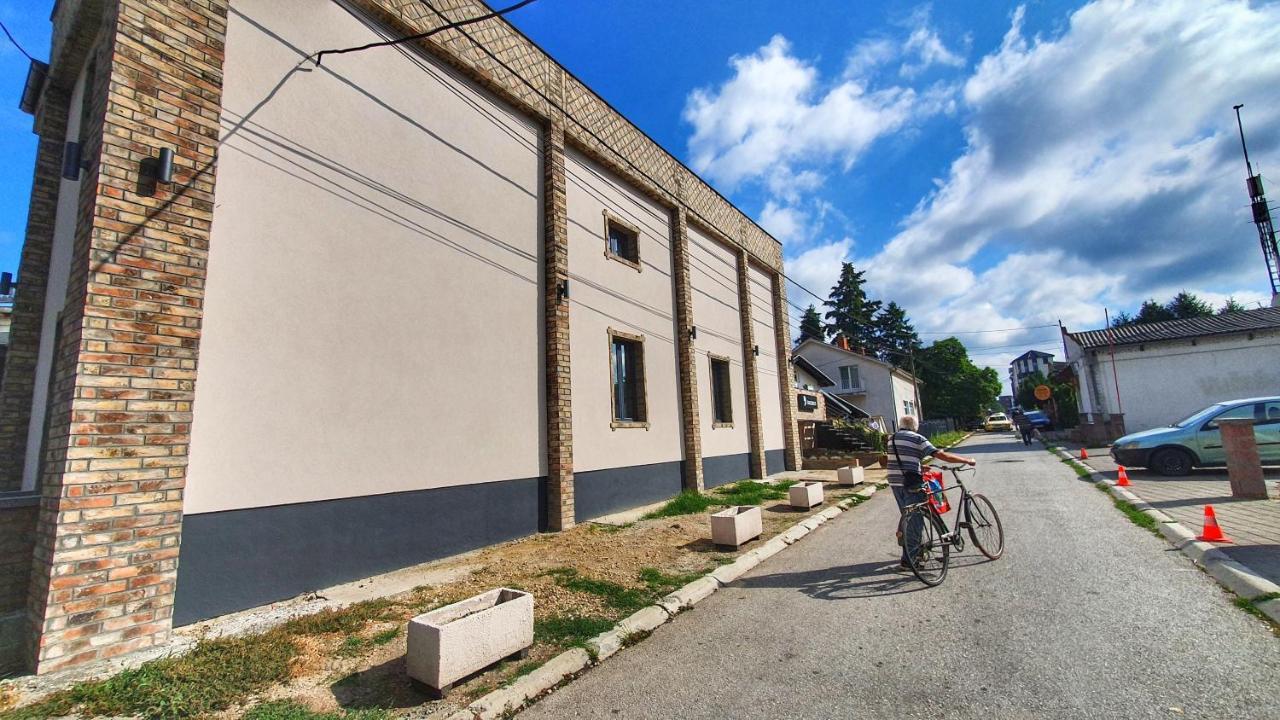 Castello Inn Smederevska Palanka Exteriér fotografie